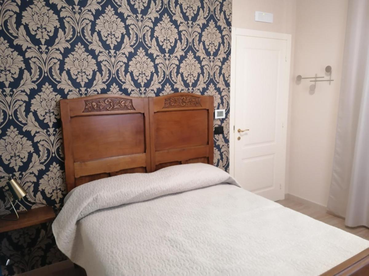 B&B Villa Preziosa Lago Maggiore Lesa Eksteriør bilde