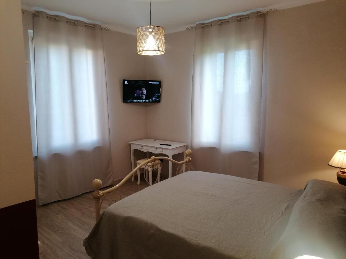 B&B Villa Preziosa Lago Maggiore Lesa Eksteriør bilde