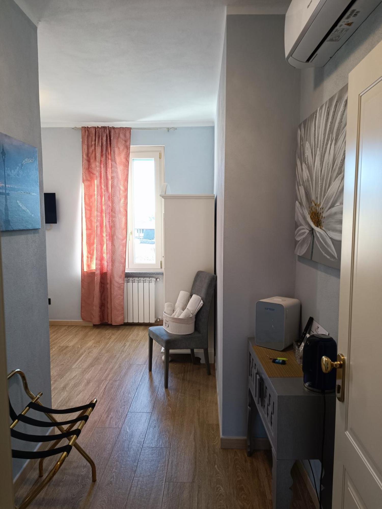 B&B Villa Preziosa Lago Maggiore Lesa Eksteriør bilde