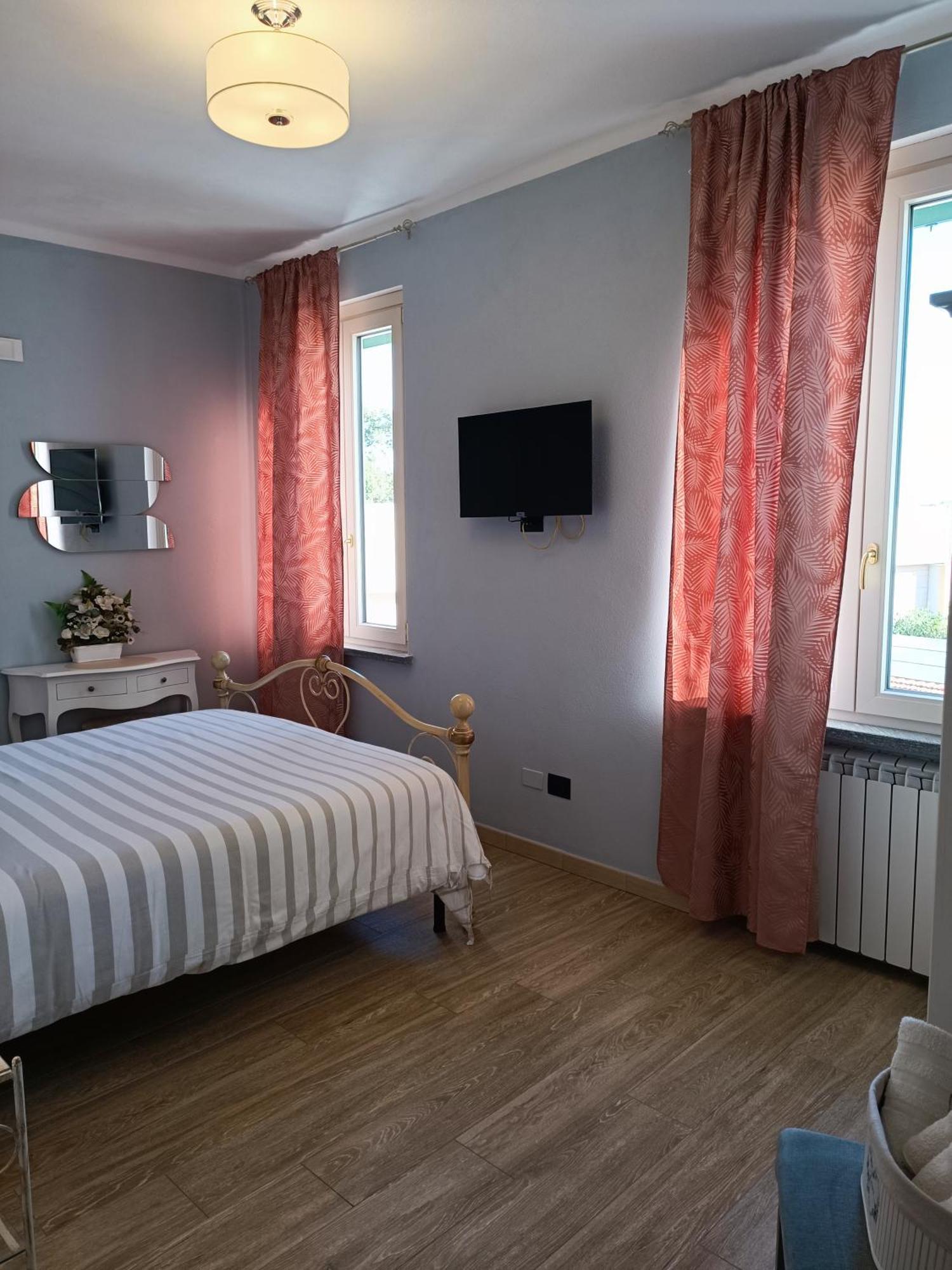 B&B Villa Preziosa Lago Maggiore Lesa Eksteriør bilde