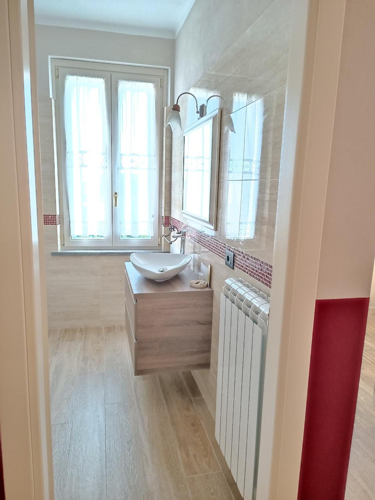 B&B Villa Preziosa Lago Maggiore Lesa Rom bilde